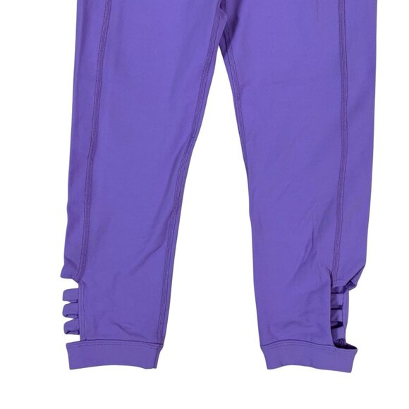 Beyond Yoga Purple Cropped Leggings Medium Womens Athleisure Workout - Picture 3 of 6